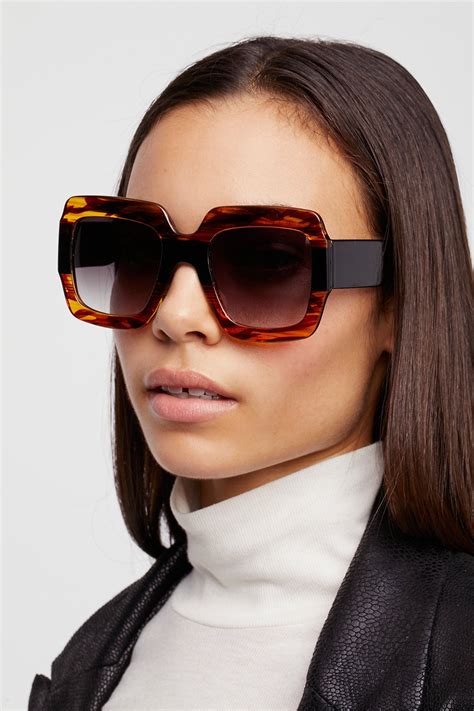 designer oversized sunglasses for women.